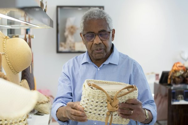 Welche Rolle spielt Mode in der Selbstwahrnehmung von Frauen?